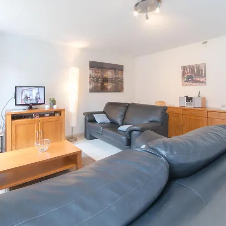 Vissershuisje 9-21 With Parking By Interhome